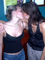 girls kissing megamix 29